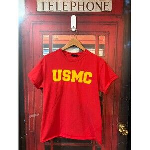 Vintage Y2K USMC United States Marine Corps Red Gold Military MV Sport T-Shirt M